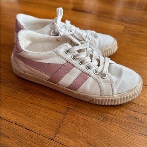 Gola White and  Pink Canvas Sneakers - Lace-Up Shoes. Needs some cleaning